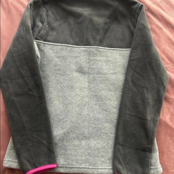 Columbia pull over sweater - Picture 4 of 6